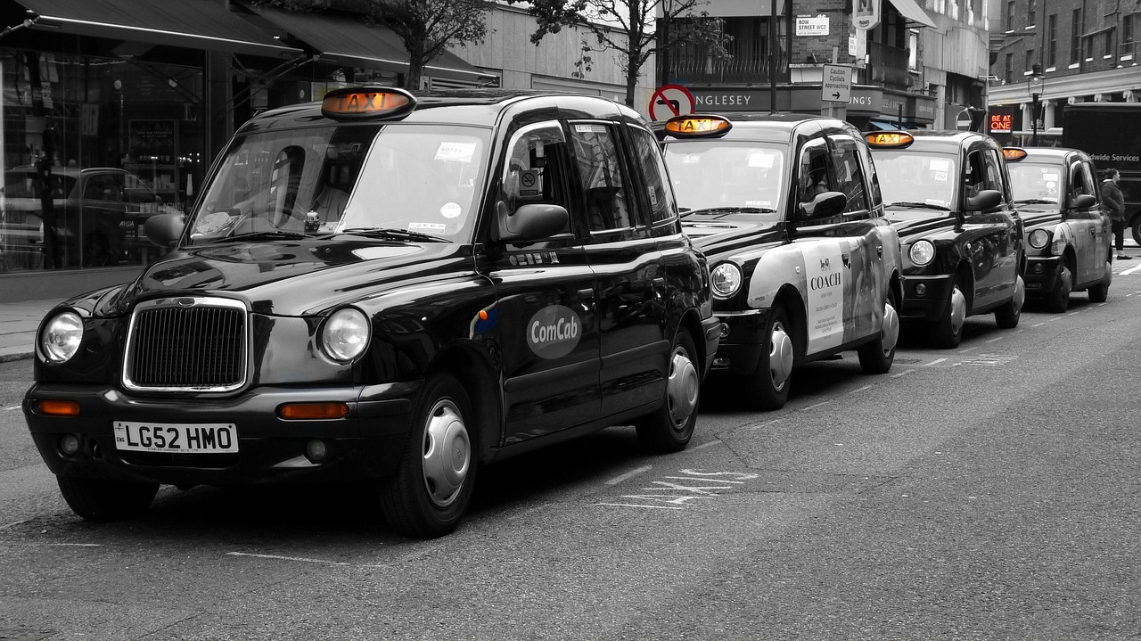 网约车司机中途赶客 乘客秒懂下车!网约车司机中途赶客 乘客秒懂下车吗