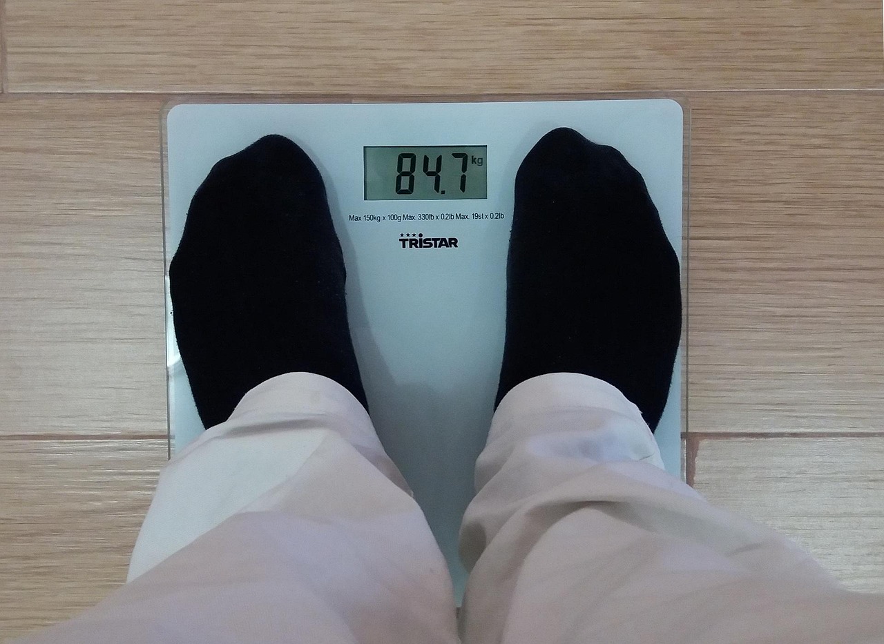 手抄报运动与健康!手抄报运动与健康一天做什么运动饮食安排和热量 手抄报运动与健康!手抄报运动与健康一天做什么运动饮食安排和热量