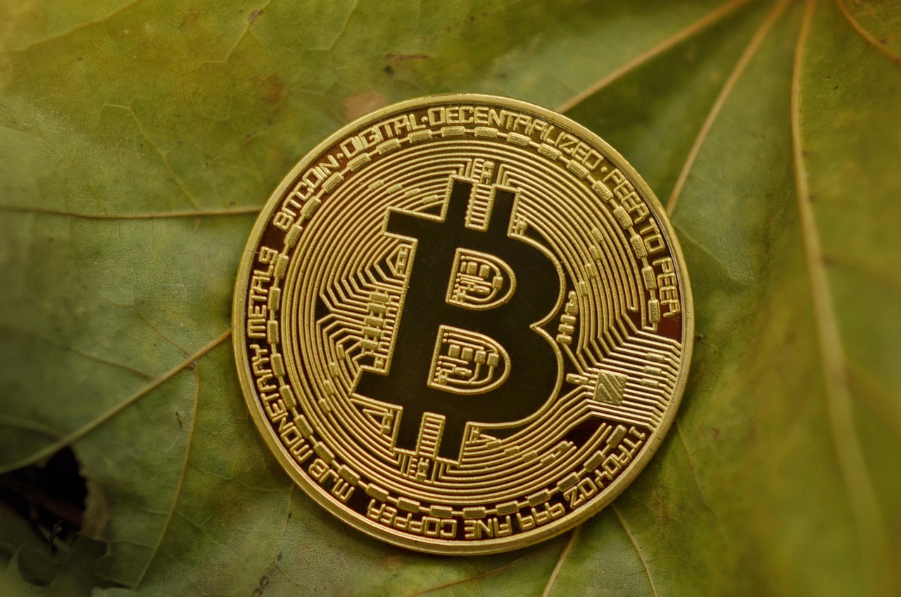 现货黄金向下跌破4200美元 [现货黄金跌价意味着什么]