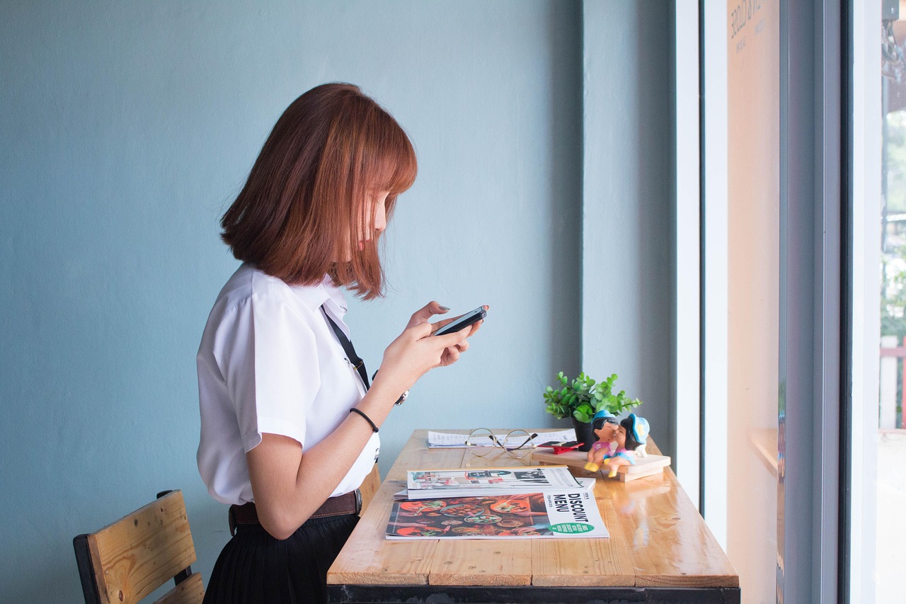 90后女生高职毕业任教清华,清华毕业职场女性