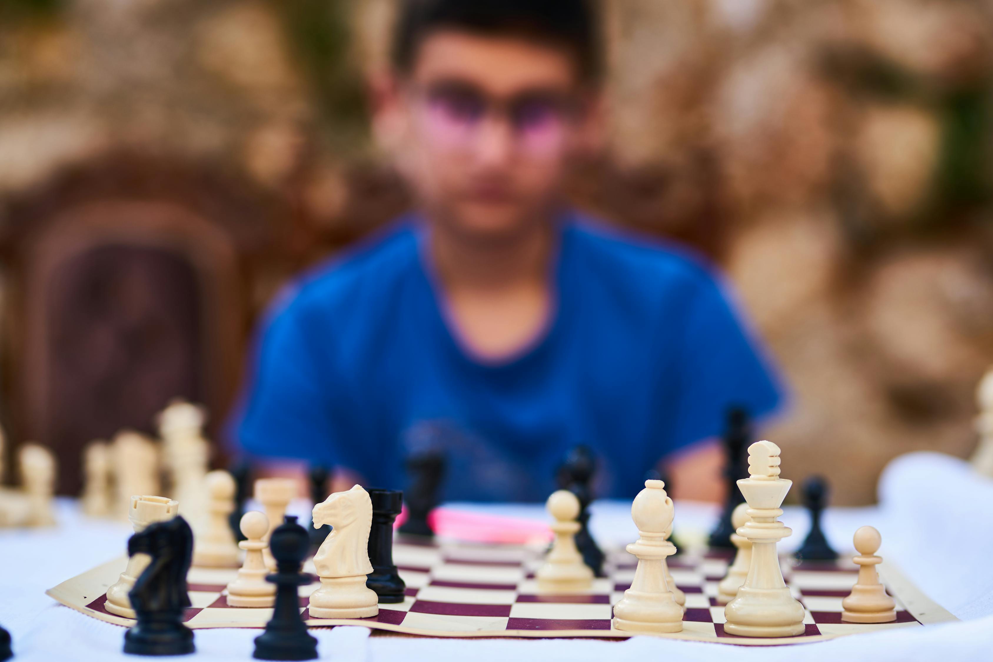 前象棋第一人王天一就买卖棋道歉,象棋大师王天一视频