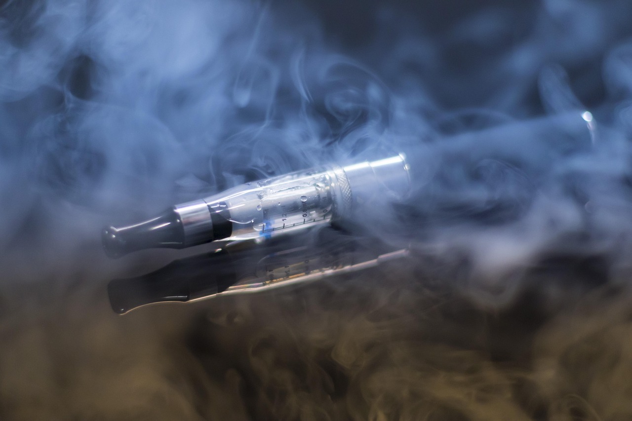 电子烟油健康吗 [电子烟油健康吗可以用吗]