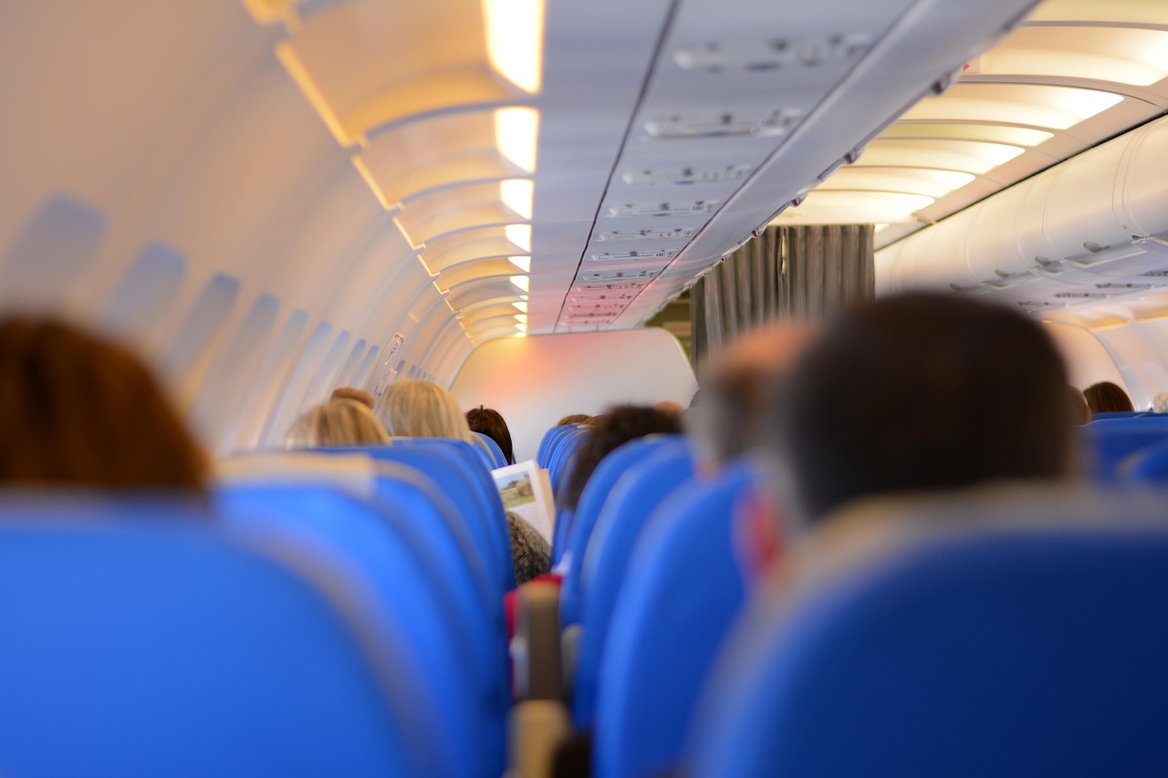 飞机有保险吗？——解析航空保险的必要性与种类