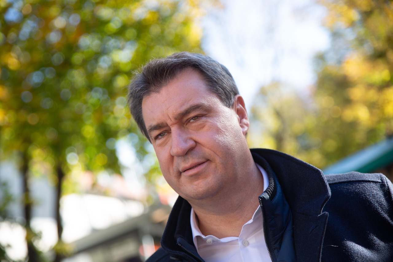 朱立伦喊党内团结:不要有选举心结/朱立伦胜选讲话 朱立伦喊党内团结:不要有选举心结/朱立伦胜选讲话