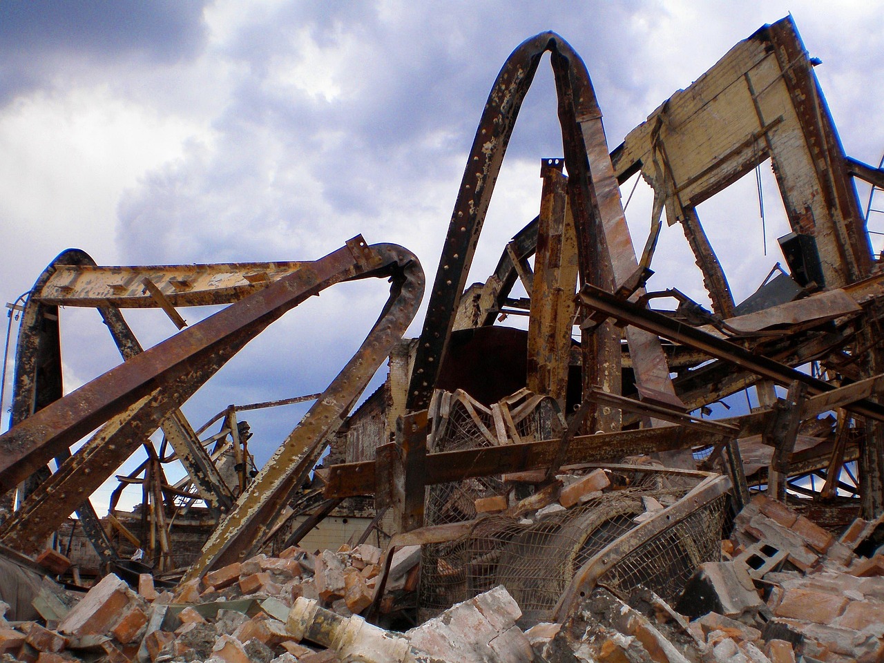菲律宾进入灾难状态 当地华人发声!菲律宾迈出危险一步 菲律宾进入灾难状态 当地华人发声!菲律宾迈出危险一步