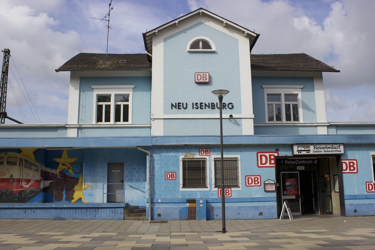 沿江西路美食街!沿江西路在哪