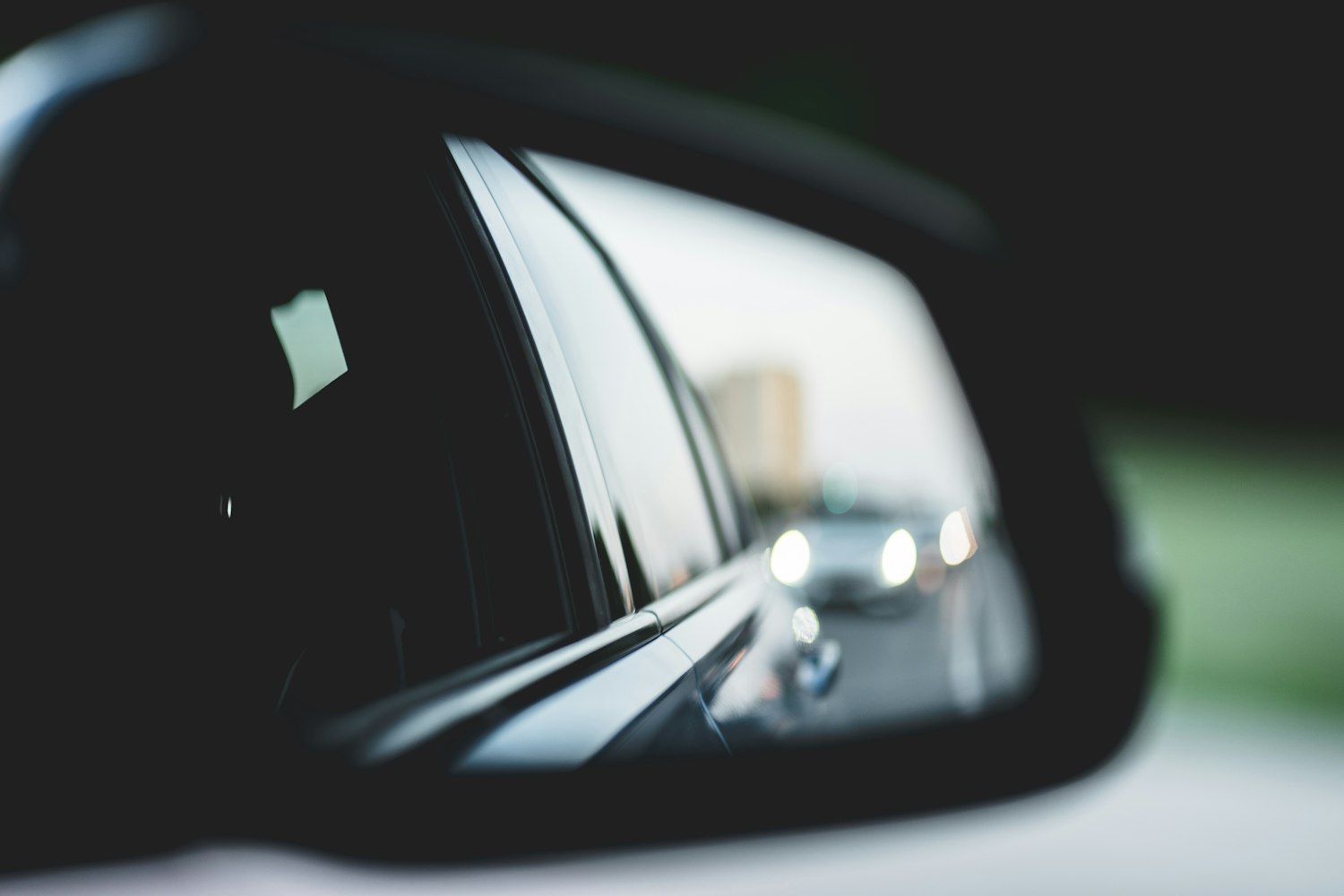 桑塔纳后保险杠图片?桑塔纳后保险杠是什么材质 桑塔纳后保险杠图片?桑塔纳后保险杠是什么材质