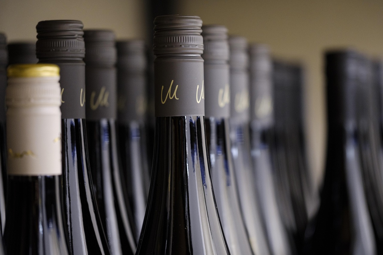 兰州红酒酒瓶设计图 [兰州红酒批发市场在哪里]