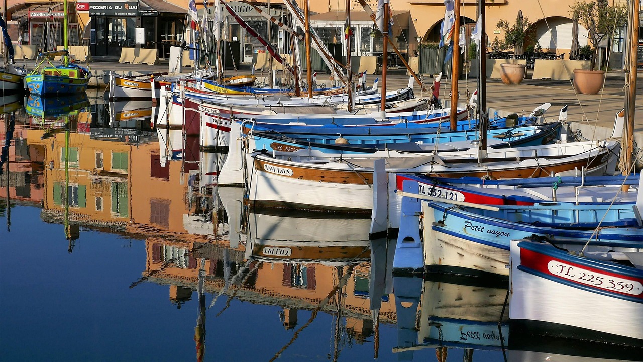 帆船在红酒里面?红酒 帆船 帆船在红酒里面?红酒 帆船